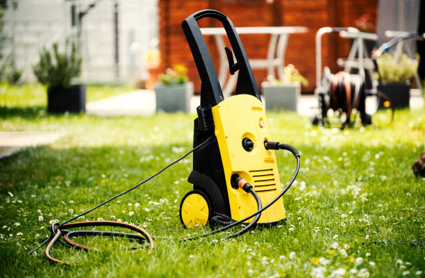 Best Pool Deck Cleaning in Farmersburg, IN